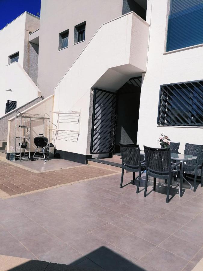 Bright Bungalow Oasis Beach La Zenia โอริอุเอลา ภายนอก รูปภาพ