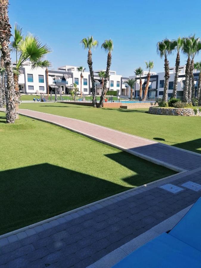 Bright Bungalow Oasis Beach La Zenia โอริอุเอลา ภายนอก รูปภาพ
